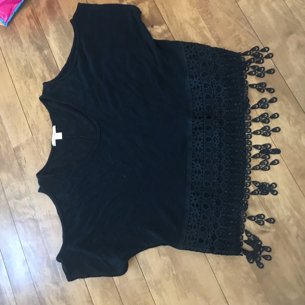 Cold shoulder top